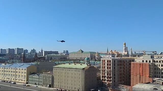 Посадка вертолета на красную площадь смотреть онлайн