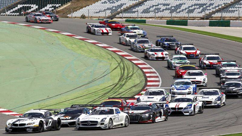 «Всех с Наступающим» |18+ MERCEDES-AMG GT3 EVO | BARCELONA смотреть онлайн