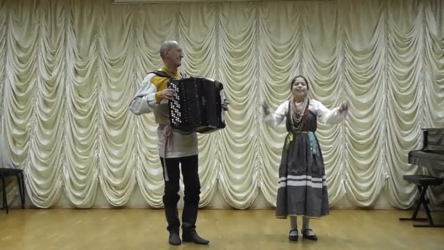 Климова Варвара, р.н.п. "Рассыпала Маланья бобы" смотреть онлайн