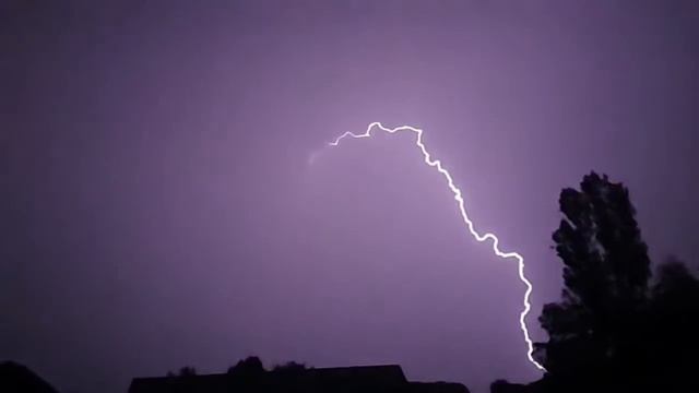 Сильная гроза смотреть онлайн