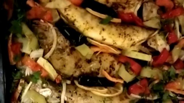 Хищная Рыба Берш запечённая с Баклажанами и Болгарским перцем смотреть онлайн