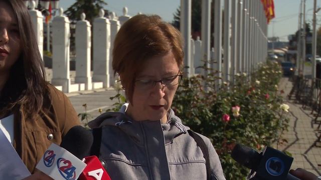 Родителите преку претставки бараат повлекување на материјалите за учење за 1 и 4-то одделение смотреть онлайн