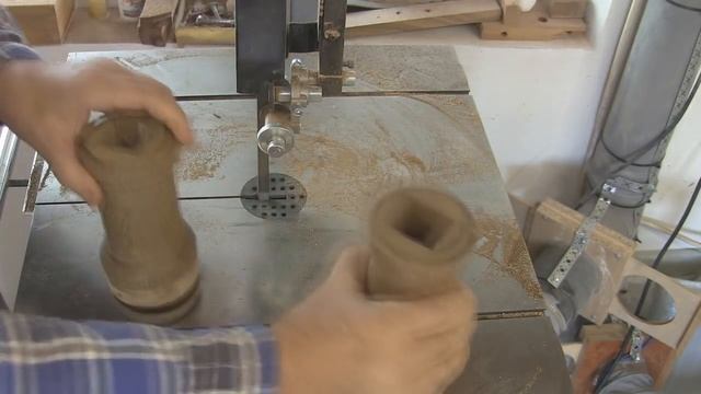 Подставка под лампы из дерева. Wooden lamp stand. смотреть онлайн