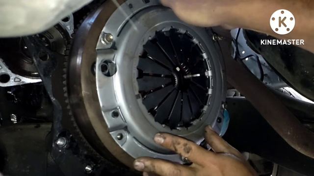 Nanginginig sa arangkada sa First Gear. смотреть онлайн