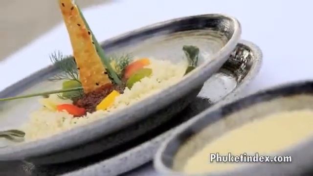 Sala Bua Restaurant @ Impiana Resort Patong Phuket.flv смотреть онлайн