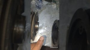 Паджеро  2 поколения. 4м40. 2.8 дизель. Замена шкива коленвала.