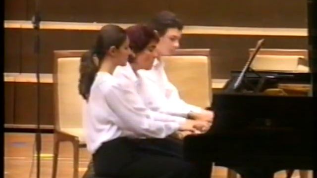 Pancho Vladigerov Rapsodia Vardar for Piano Six Hands смотреть онлайн