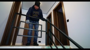 Крепление перил на клёпки в доме