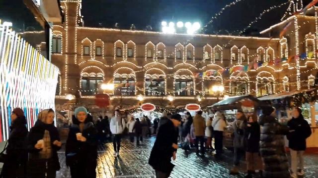 Москва, декабрь 2021г. Ярмарка на Красной площади. смотреть онлайн