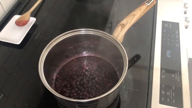 Lemon Blueberry Pancakes смотреть онлайн