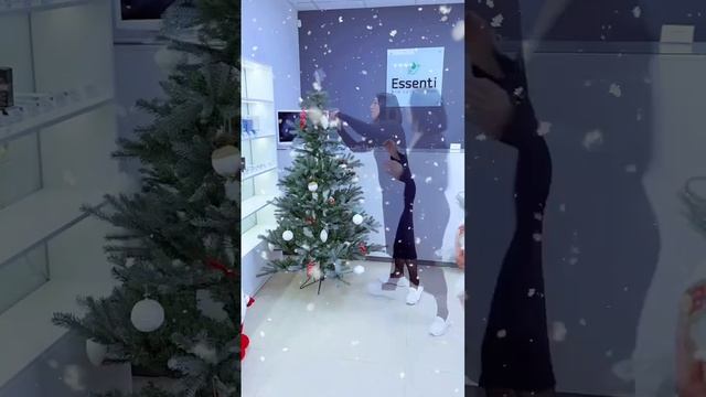 Украшаем елку к Новому году) смотреть онлайн