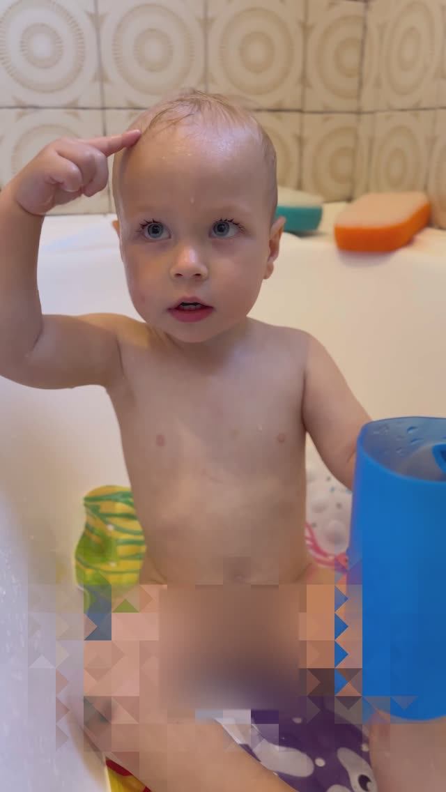 Что объясняет малыш Папе?