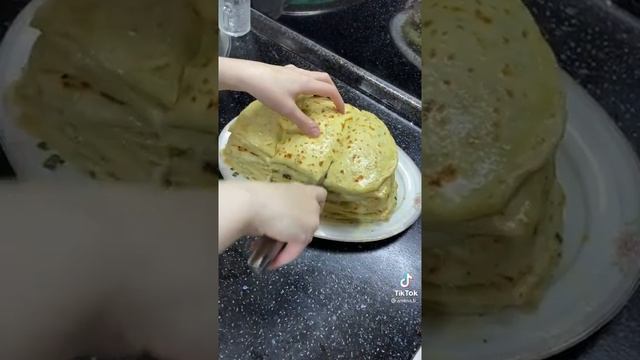 БЛИНЫ/ПАНКЕЙКИ/ТОРТ НА СКОВОРОДЕ смотреть онлайн