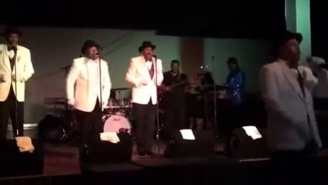 Hitting with Blue Magic смотреть онлайн