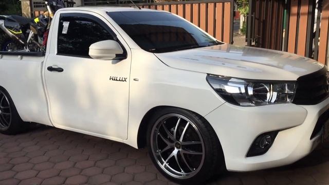 Hilux pick up.modifikasi смотреть онлайн