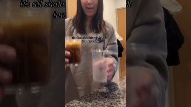 Brown Sugar Shaken Iced Espresso RECIPE ☕️ #starbucksathome смотреть онлайн