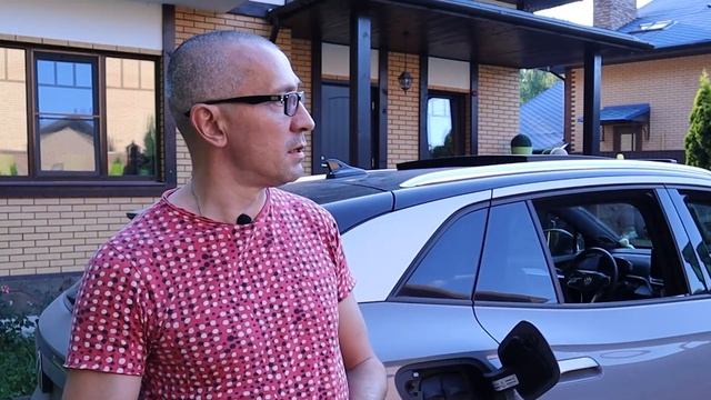 Электромобиль в частном доме. Чем и как заряжать? смотреть онлайн