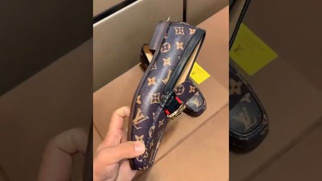 명품 루이비통 남자 신발 로퍼 смотреть онлайн