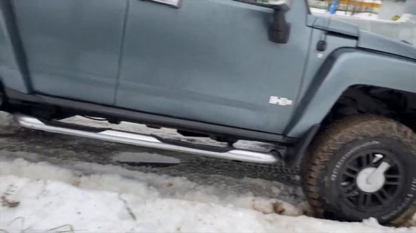 Хаммер н3 - ему не страшен любой бордюр #hummer #бездорожье #приключения