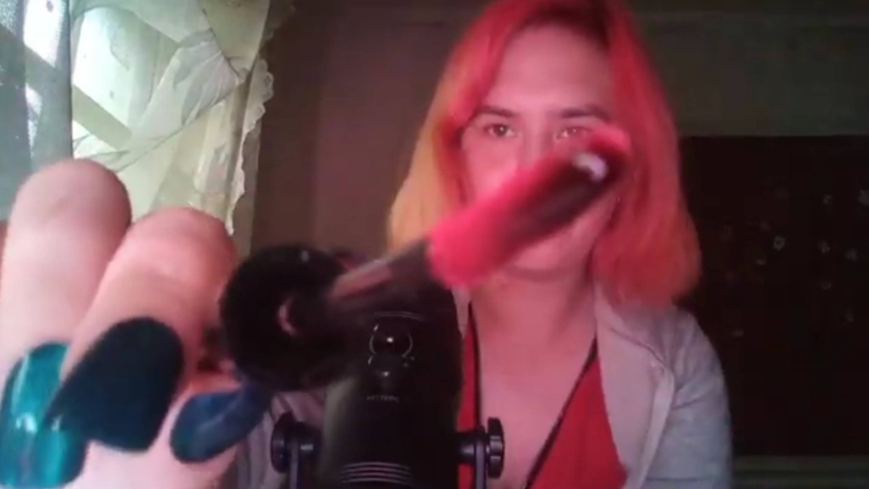 Асмр видео со старого канала 34 помады на лицо💄 смотреть онлайн