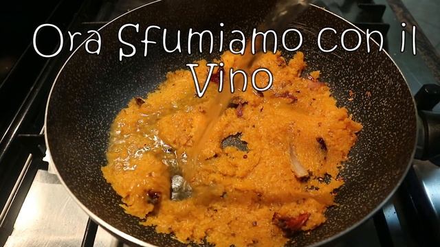 PENNE ZUCCA E SALSICCIA - Ricetta Facile смотреть онлайн