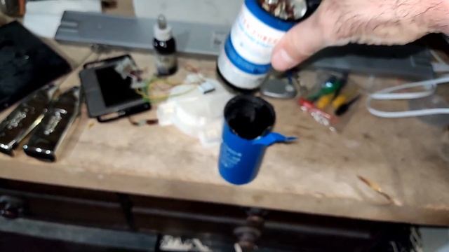 CD60 450VAC start run capacitor from China, surprise! смотреть онлайн