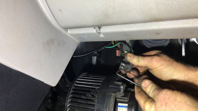 Freelander 1 heater blower fix electrical please click like смотреть онлайн
