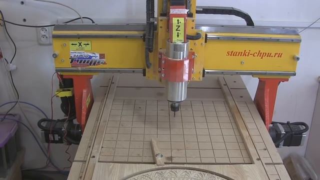 Винтажный столик. Modern Vintage Wooden round table. CNC mill machine. смотреть онлайн