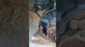 Toyota.замена шпильки ступицы ( зад)