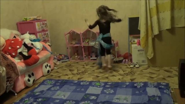 Маленькая гимнастка смотреть онлайн