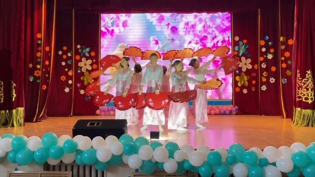 ШҚО Самар ауданы "Абай атындағы орта мектебі" КММ "Асылым" би тобы корей ұлттық биі смотреть онлайн