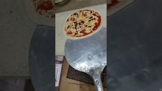 Пицца "Прошутто"/Pizza "Prosciutto" смотреть онлайн