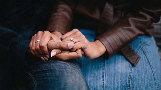 For We Walk By Faith... смотреть онлайн