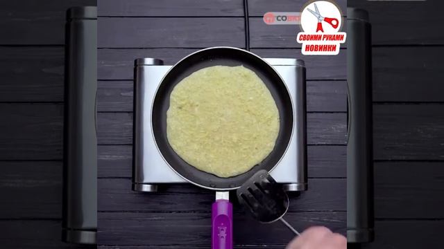 #своими#руками#новинки Рецепт сытных блинчиков из кабачков😋 смотреть онлайн