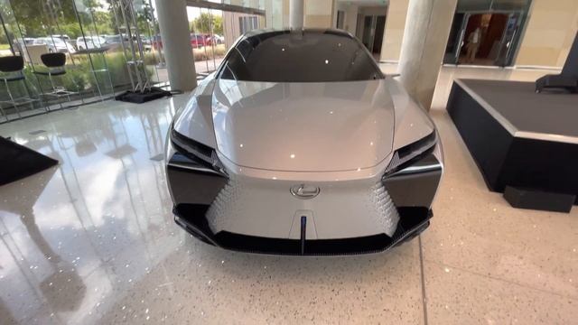 The Lexus LF-Z Concept! HQ Confidential!! смотреть онлайн