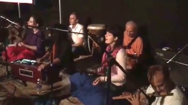 Gaura-Shakti Anvi led chant 15/10/16 Evening of Bhakti смотреть онлайн