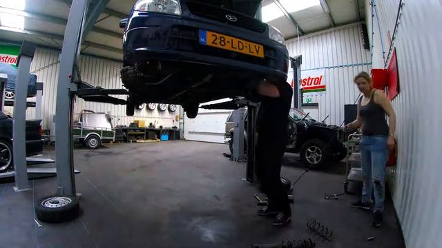 Lowering Diahatsu Cuore Time Lapse смотреть онлайн