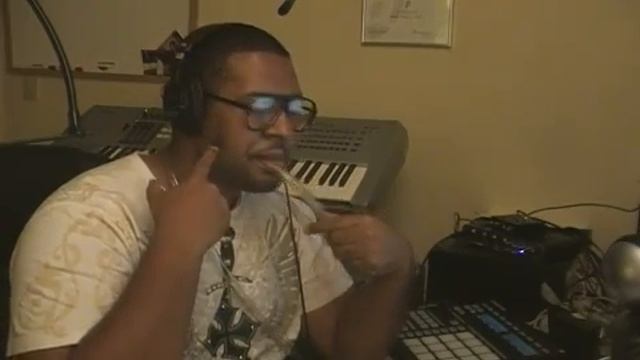 How to hold the talkbox tube in your mouth. смотреть онлайн