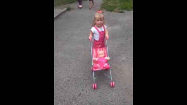 Прогулка Иры смотреть онлайн