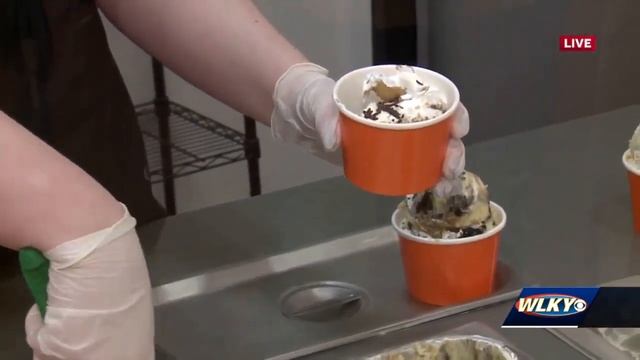 5 types of banana pudding on the menu at this dessert shop in Middletown смотреть онлайн
