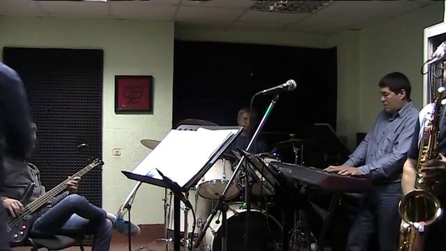 This Masquarade - ОРКЕСТР ХОРОШЕЙ МУЗЫКИ смотреть онлайн