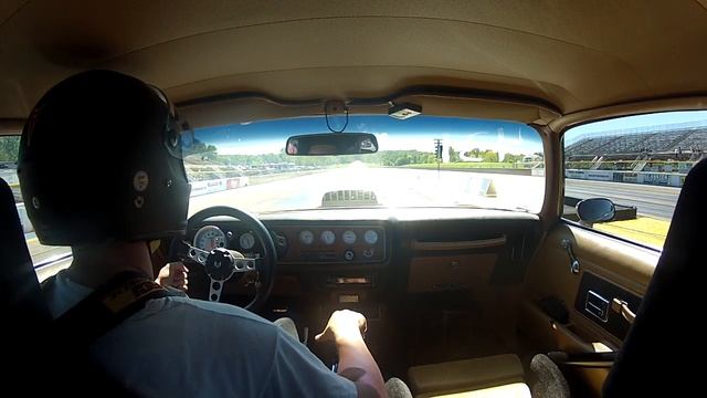 GoPro ride Inside a 10 second Ram Air IV '70 Firebird racing a '64 GTO смотреть онлайн
