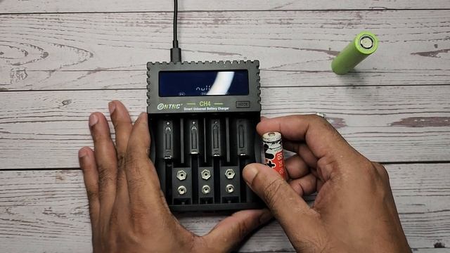 HTRC-CH4 Smart Universal Battery Charger Review