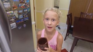 DIY:Делаем стакан из шоколада\/ Make a cup of chocolate [4k]