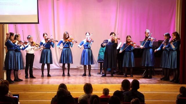 11 Б. Фиготин «Веселый маршрут», исп. Ансамбль скрипачей «Tutti» смотреть онлайн