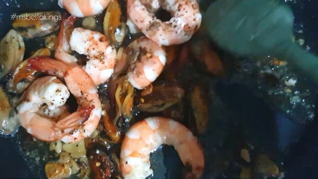 Seafood Aglio Olio Pasta смотреть онлайн
