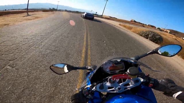 S1000RR vs Nissan R35 GTR (HD) (MPH) смотреть онлайн