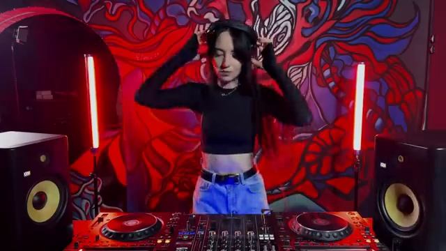 KRIS MAY @ Sound Room studio, Batumi. [Melodic Techno_ Progressive House Dj Mix] смотреть онлайн