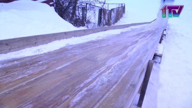 21,01,20, Бескөл ауылының тұрғыны балаларға арнап ерекше сырғанақ жасап берді смотреть онлайн