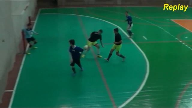 Віталій Ханюков в матчі Сучасник 1:9 Агросвіт смотреть онлайн